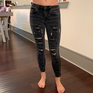 ZARA BLACK RIPPED JEANS